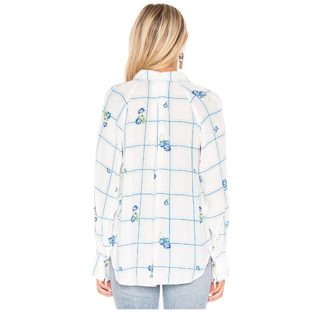FPWindow To My Heart Button Down in White - Picture 5 of 8